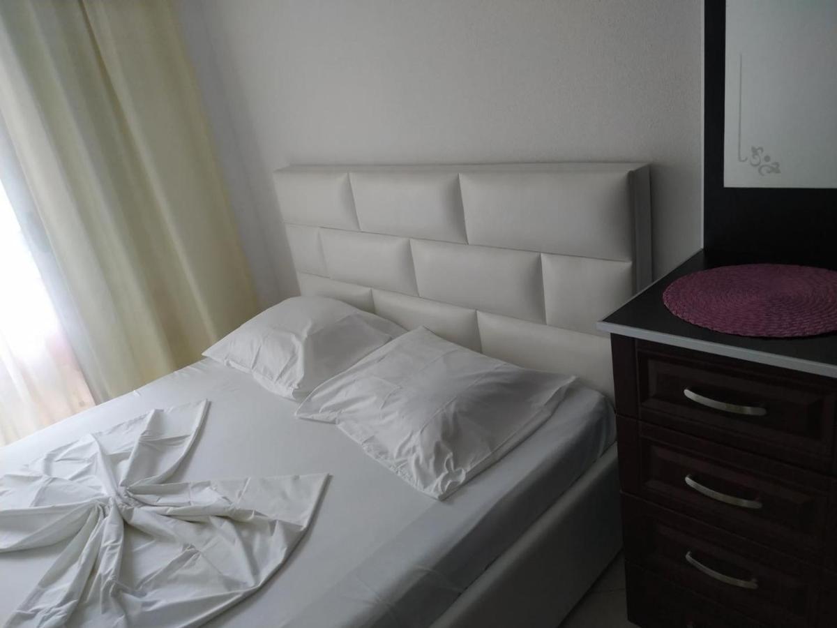 Aparthotel Vila Tufi Velipojë Extérieur photo