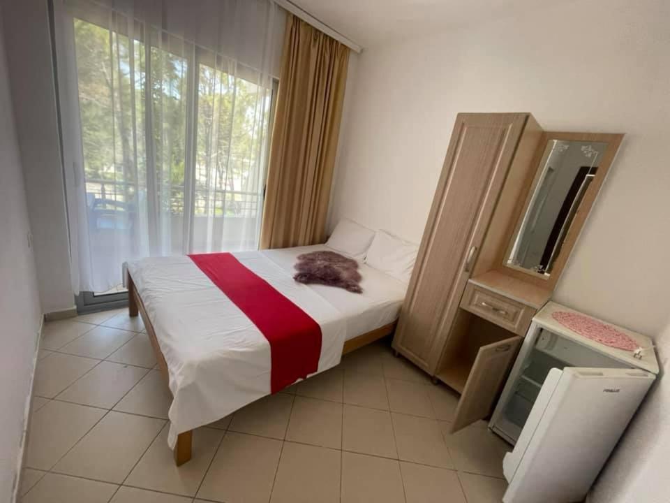 Aparthotel Vila Tufi Velipojë Extérieur photo